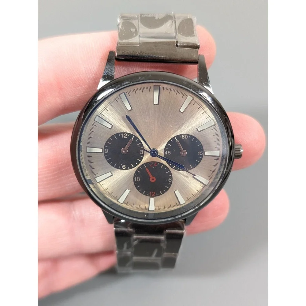 The Unbranded Brand men chronograph
